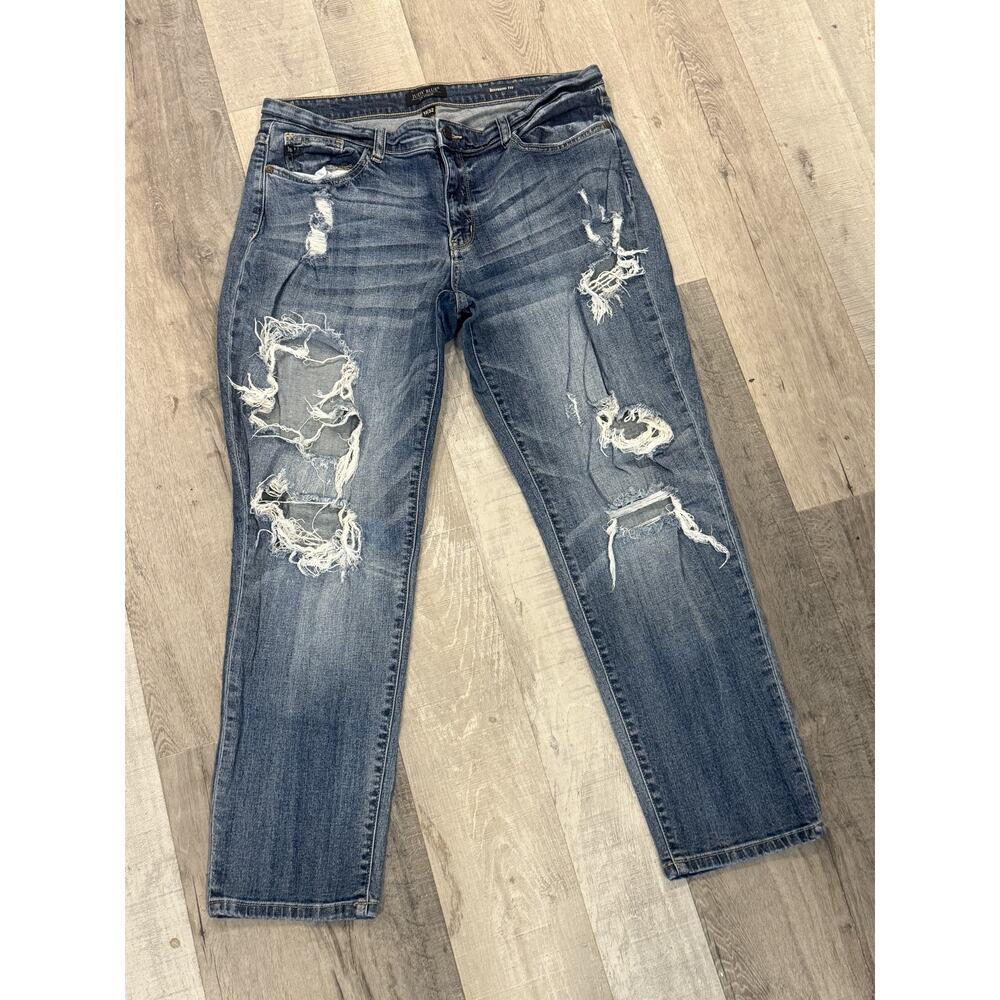 Judy Blue Jeans Womens 15 Distressed Boyfriend Fit Denim Ripped Grunge Pants - Picture 2 of 14